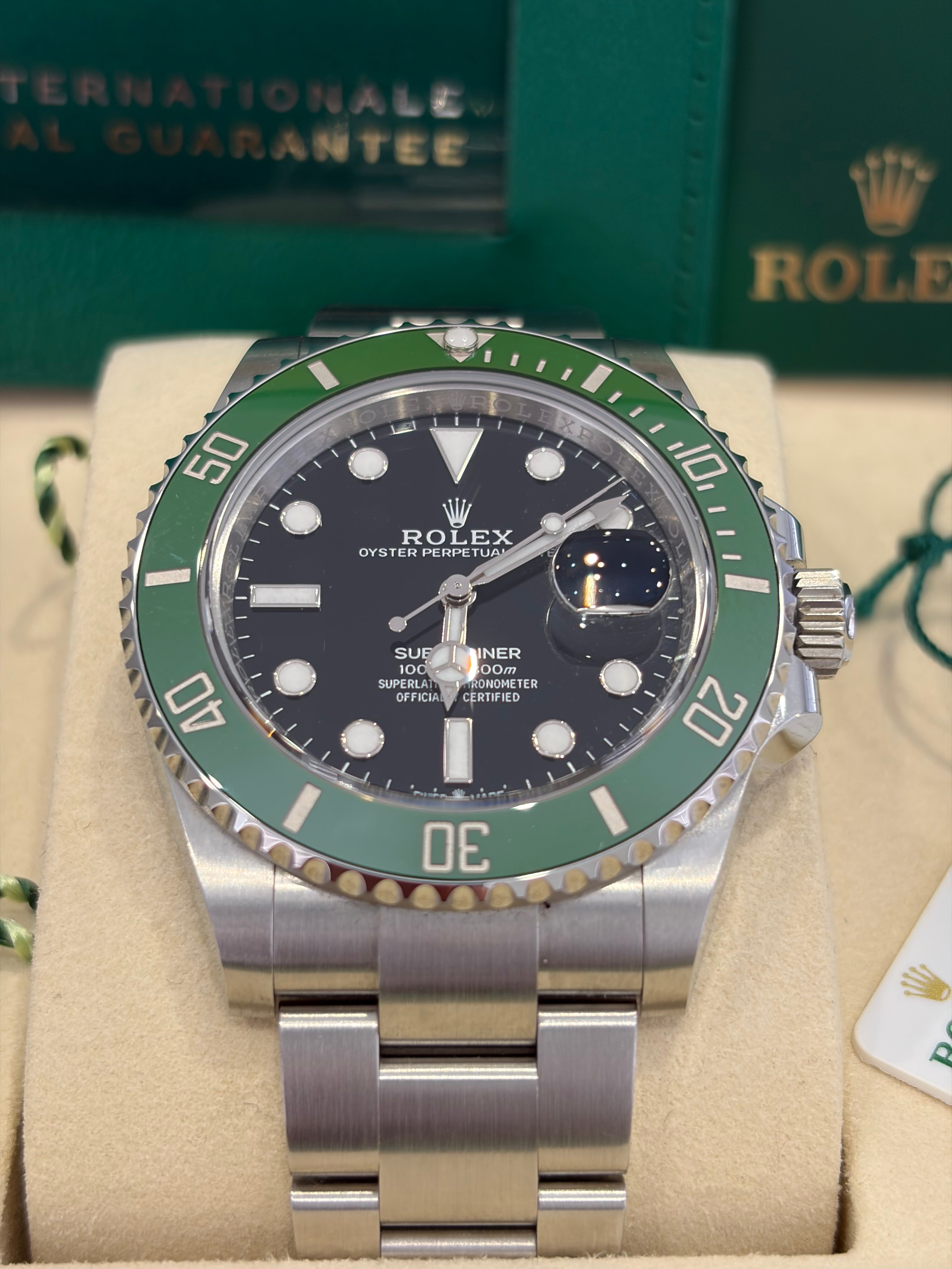 Rolex Submariner 126610LV “Starbucks” 2025 Box & Papers